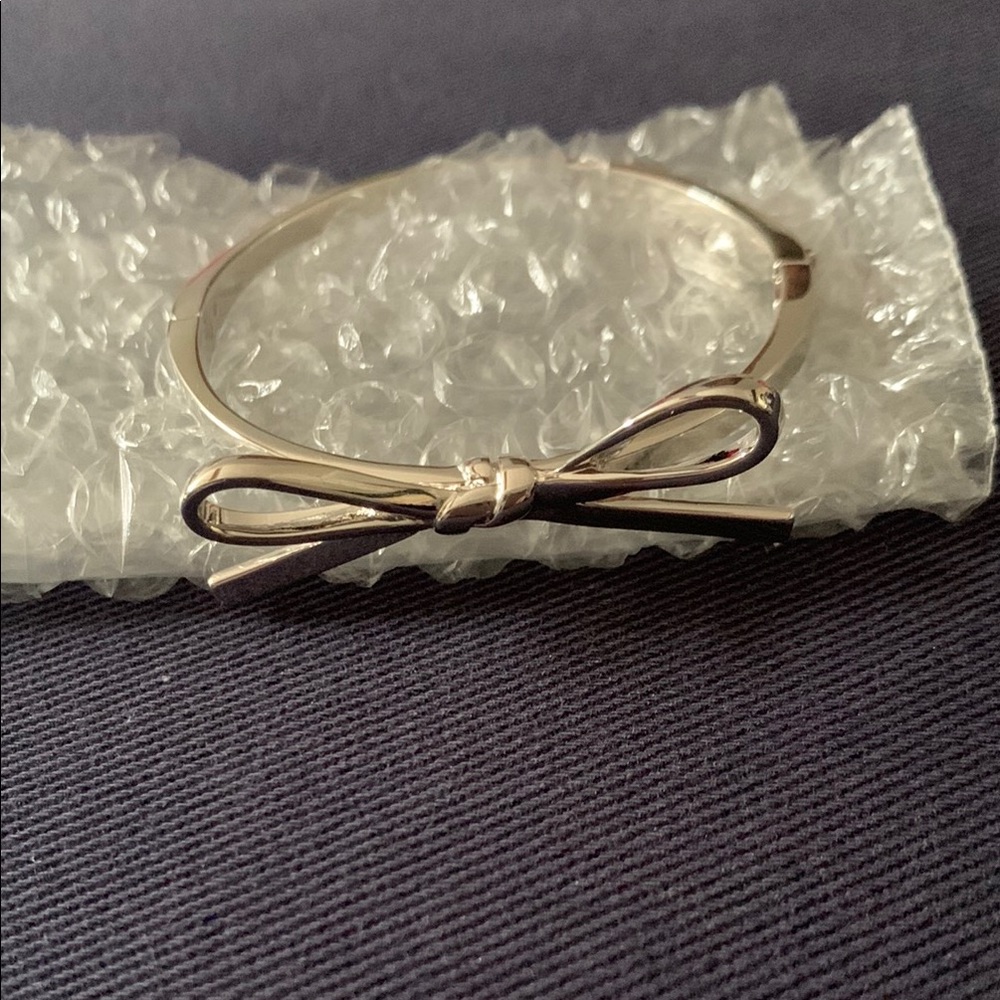 kate spade Silver Delicate Bow Bracelet